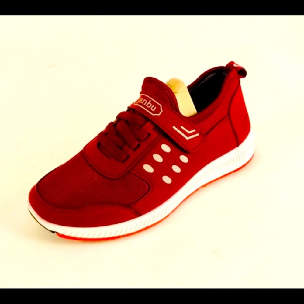 Jianbu Red Womens Comfort Sneakers
